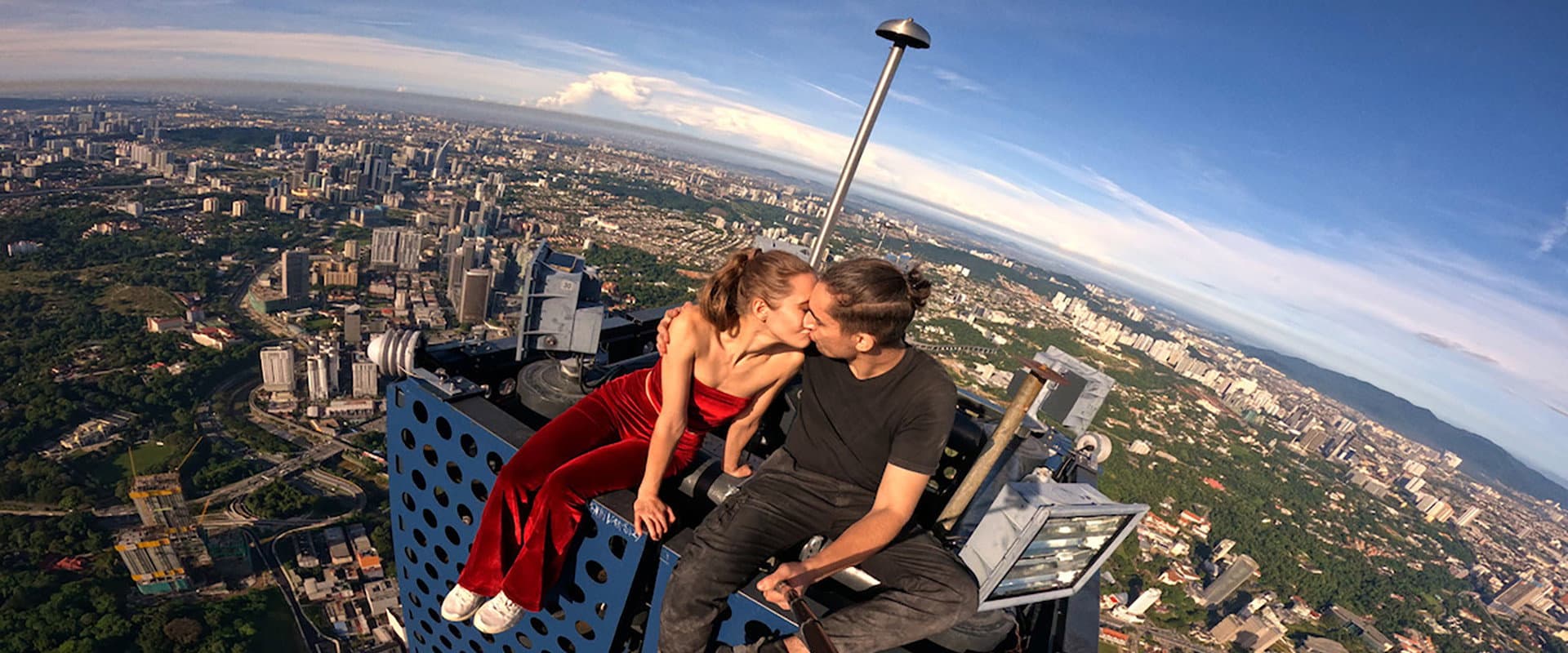 Skywalkers: Una historia de amor